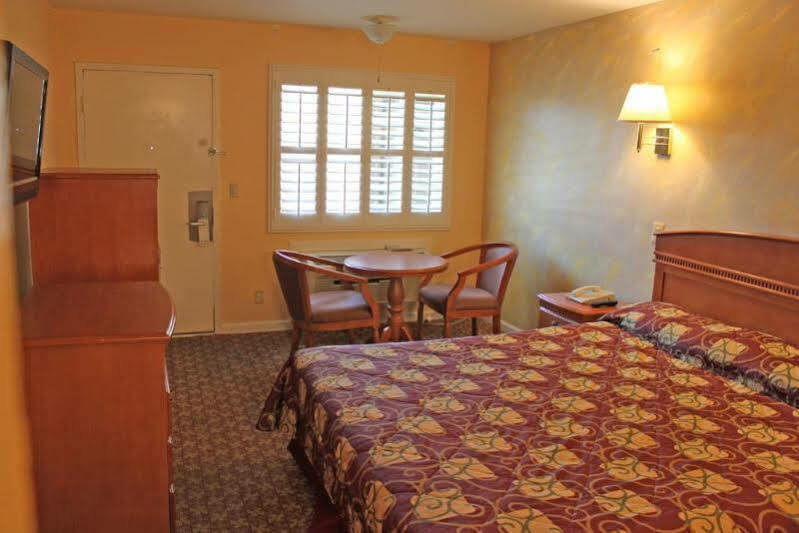 Orange Tustin Inn In Orange Dış mekan fotoğraf