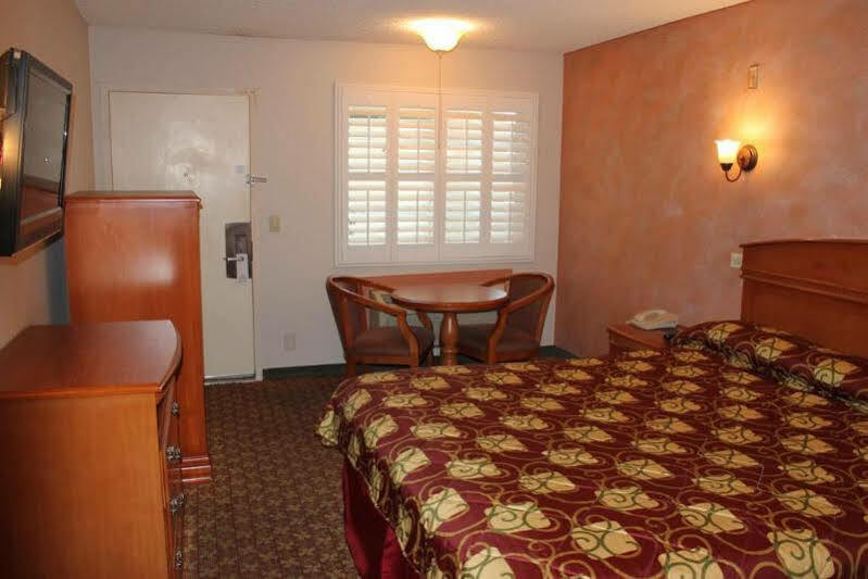 Orange Tustin Inn In Orange Dış mekan fotoğraf